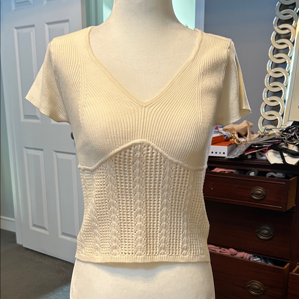 Aeropostale Cream Knit V-Neck Blouse